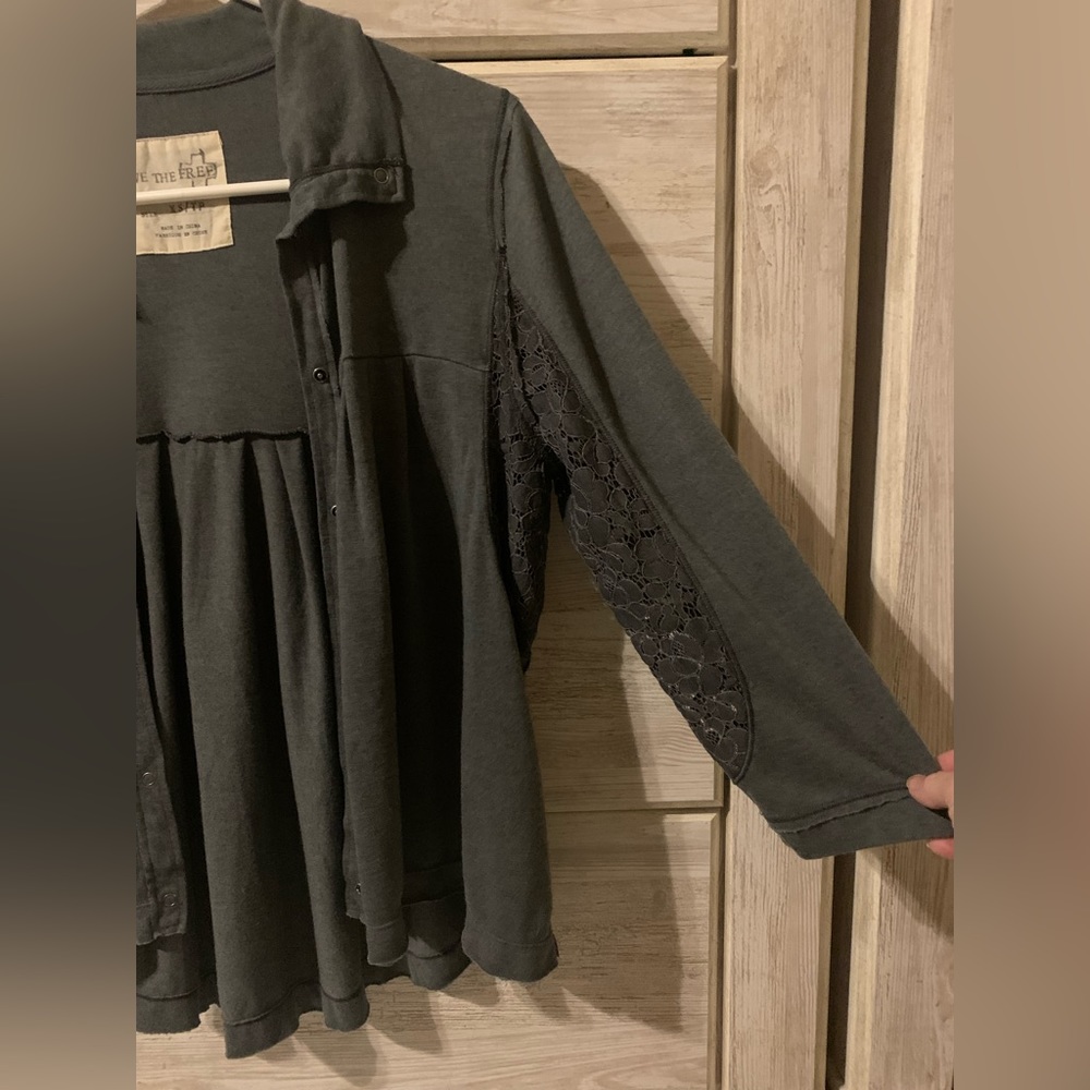 We The Free Snap Button Flowy Top - Picture 5 of 5